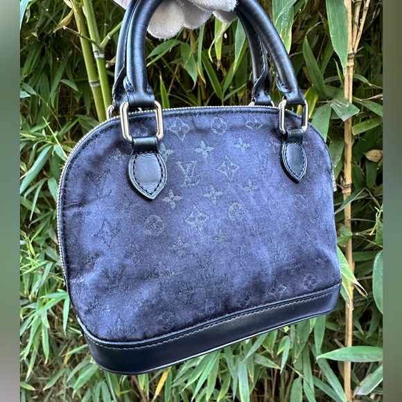 Genuine vintage LOUIS VUITTON Black Mini Alma Satin bag purse - Picture 1 of 16
